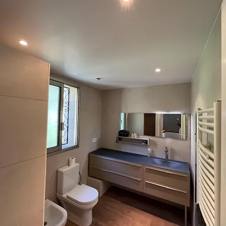 Вилла Seaside Jungle Retreat