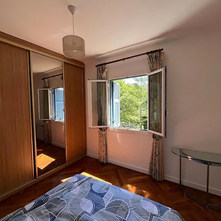 Вилла Seaside Jungle Retreat