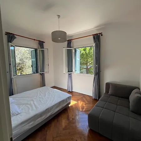 Seaside Jungle Retreat