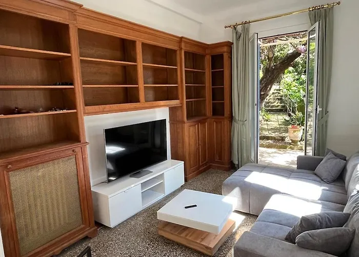别墅 Seaside Jungle Retreat