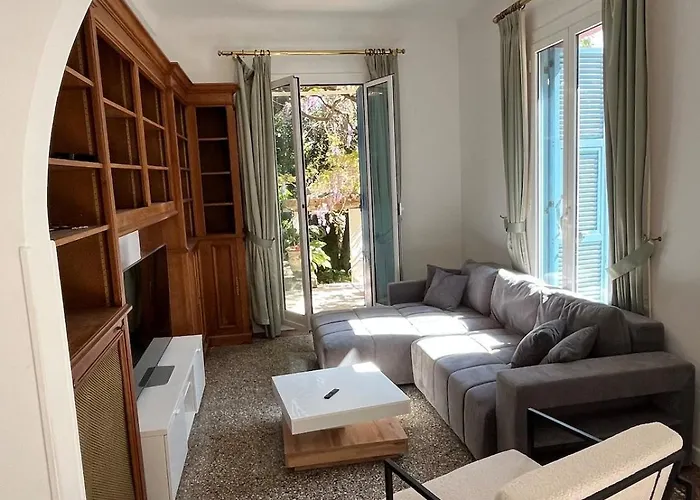 Villa Seaside Jungle Retreat *